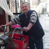 Venne successivamente gestita, fino alla sua chiusura negli anni 90, da Gaetano Allegrezza detto �Nan�ne du mm�ire�, che dagli anni 50 ci lavorava come garzone